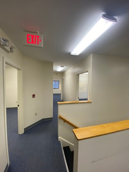More Photos Of 84 Pleasant Hill Rd, Scarborough Warehouse For Lease