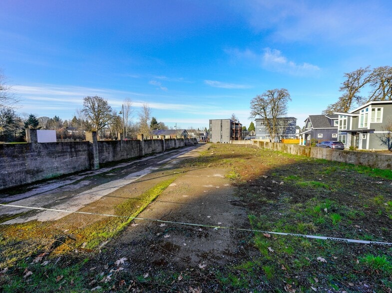 More Photos Of 3950 Bartholomew Pl, Salem Land For Sale