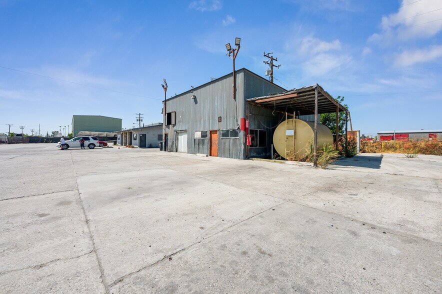 More Photos Of 5630 Cherry Ave, Long Beach Land For Lease