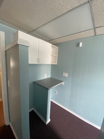More Photos Of 74 Plain St, Brockton Office For Lease