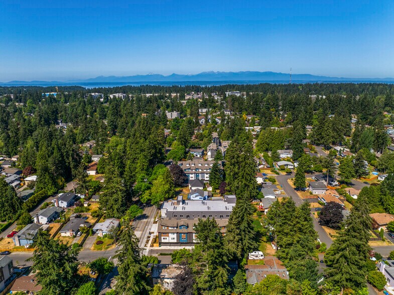More Photos Of 2152 N 185th St, Shoreline Apartments For Sale