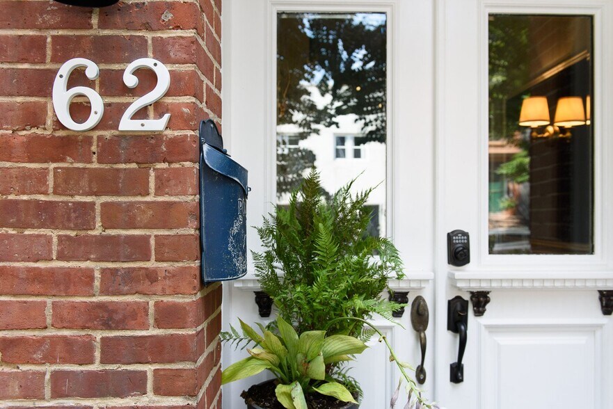 More Photos Of 62 Wyckoff St, Brooklyn Hospitality For Sale