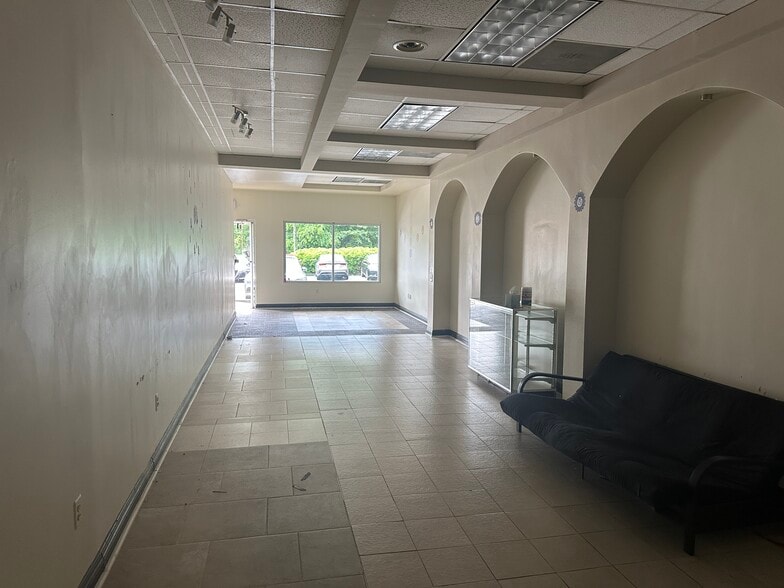 More Photos Of 2266 Duluth Hwy, Duluth Storefront For Lease