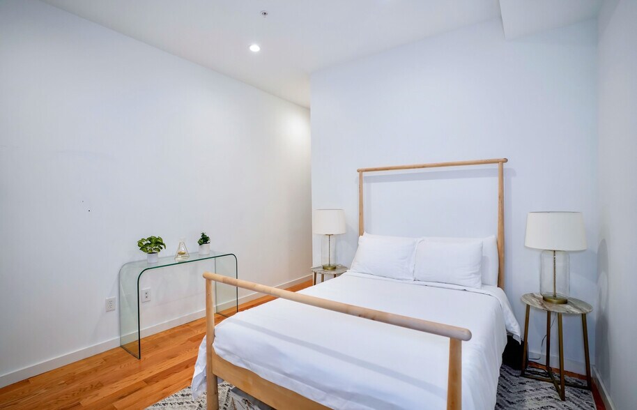 More Photos Of 1823 Kalorama Rd NW, Washington Apartments For Sale