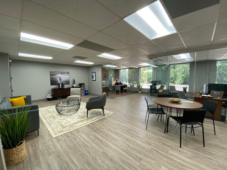 More Photos Of 5701 N Kentucky Ave, Crystal Loft Creative Space For Sale