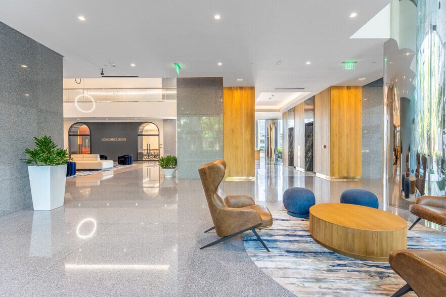 More Photos Of 14643 N Dallas Pky, Dallas Office For Lease