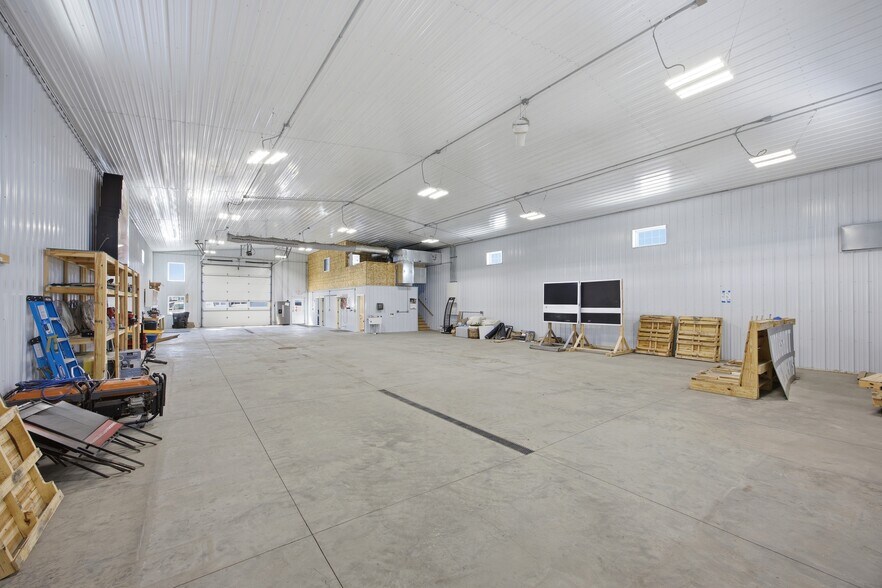 More Photos Of 3320 39th St S, Fargo Warehouse For Sale