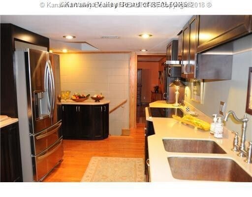 More Photos Of 9917 Maccorkle Ave, Charleston Auto Repair For Lease