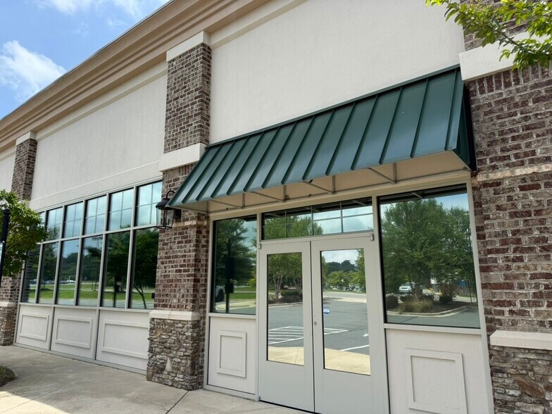 More Photos Of 141 Spruce Pine Way, King Healthcare For Lease