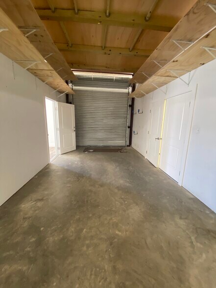 More Photos Of 2074 Phillip Dr, Covington Warehouse For Sale