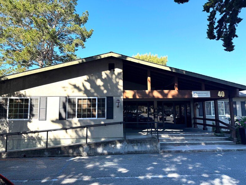 More Photos Of 40 Dormody Ct, Monterey Medical For Lease