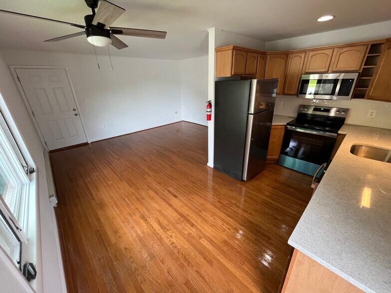 More Photos Of 8348 Martinsburg Pike, Shepherdstown Apartments For Sale