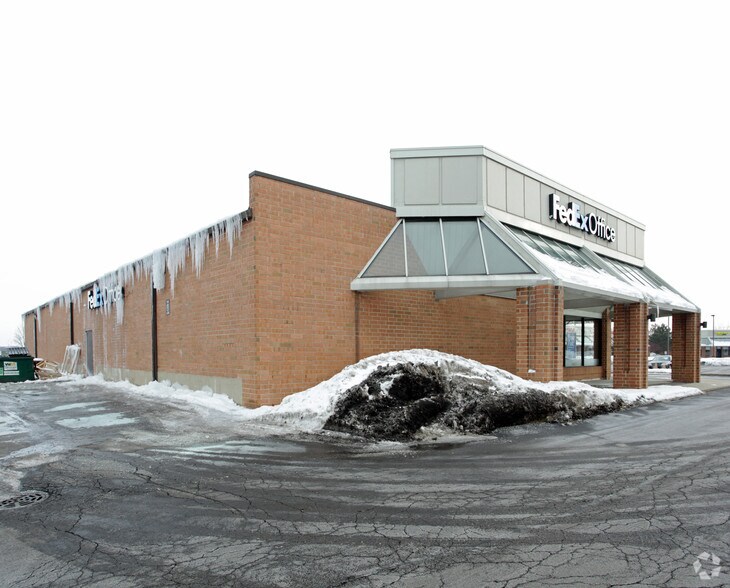 More Photos Of 357-369 W Army Trail Rd, Bloomingdale Unknown For Lease