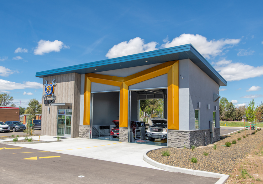 More Photos Of 11100 W Karcher Rd, Nampa General Retail For Sale