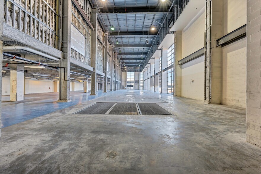 More Photos Of 120 Salem Ave SW, Roanoke Warehouse For Sale