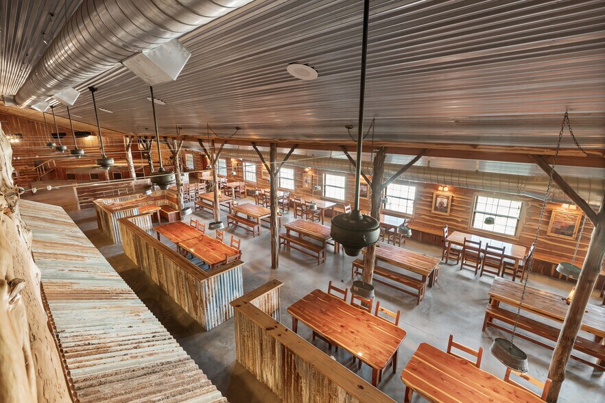 More Photos Of 2692 Highway 105 W, Navasota Specialty For Sale