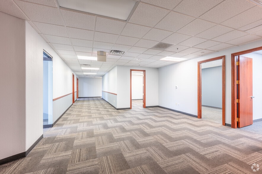 More Photos Of 9525 Hillwood Dr, Las Vegas Office For Lease