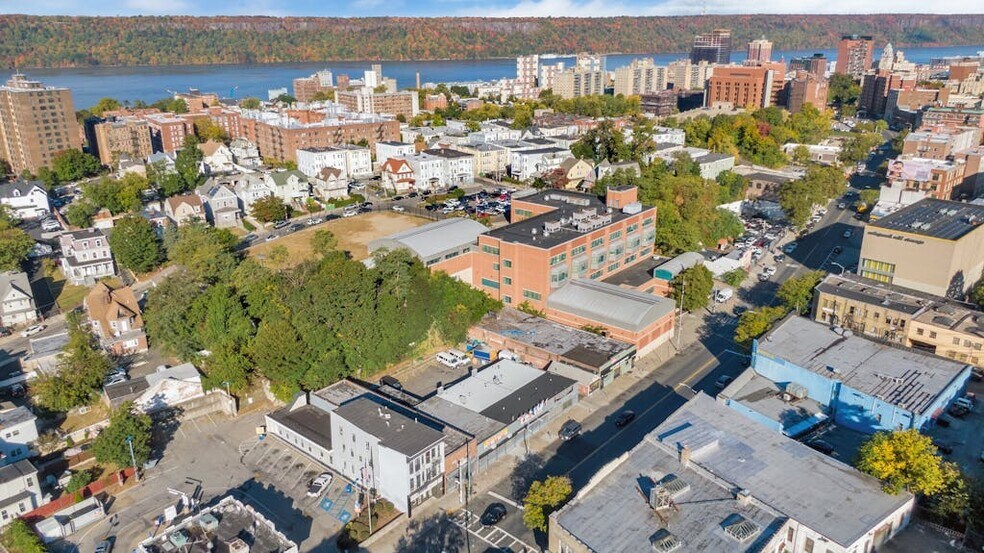 More Photos Of 245-253 S Broadway, Yonkers Storefront For Sale