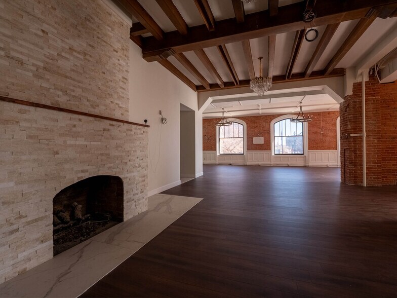 More Photos Of 130 E Kiowa St, Colorado Springs Apartments For Lease
