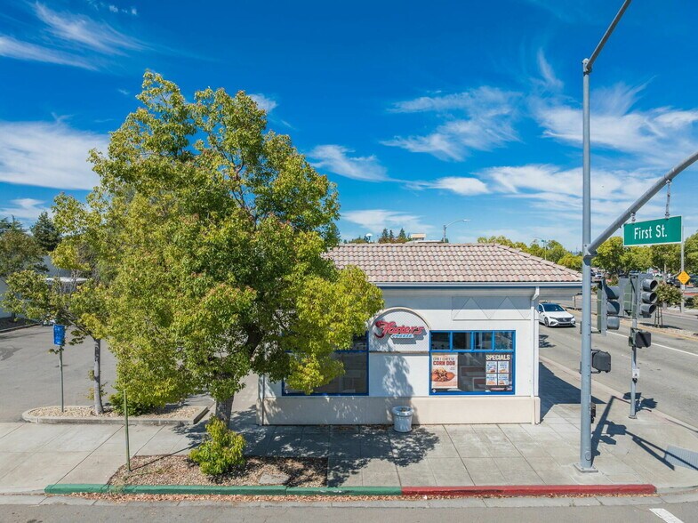 More Photos Of 1593 1st St, Livermore Fast Food For Lease