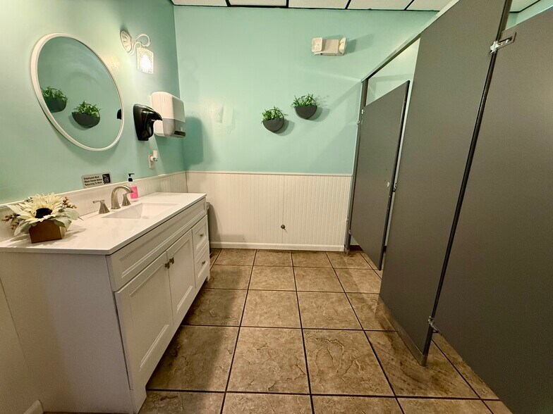 More Photos Of 609 E Main St, Malone Restaurant For Sale