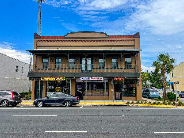 More Photos Of 87 Central Ave, Umatilla Storefront Retail Residential For Sale