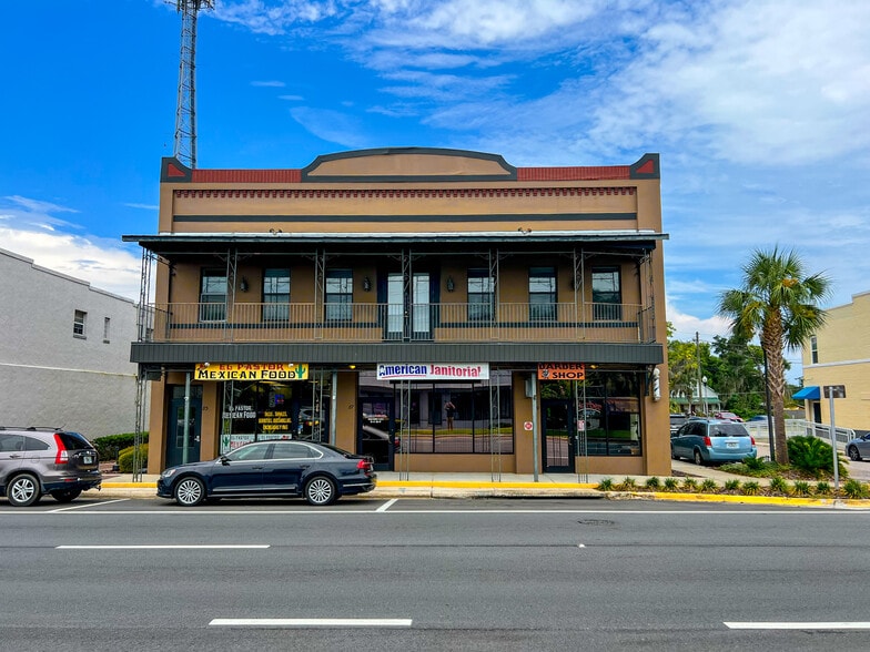 More Photos Of 87 N Central Ave, Umatilla Apartments For Sale