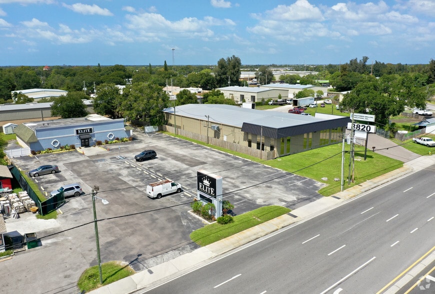 More Photos Of 8804 66th St N, Pinellas Park Bar For Lease