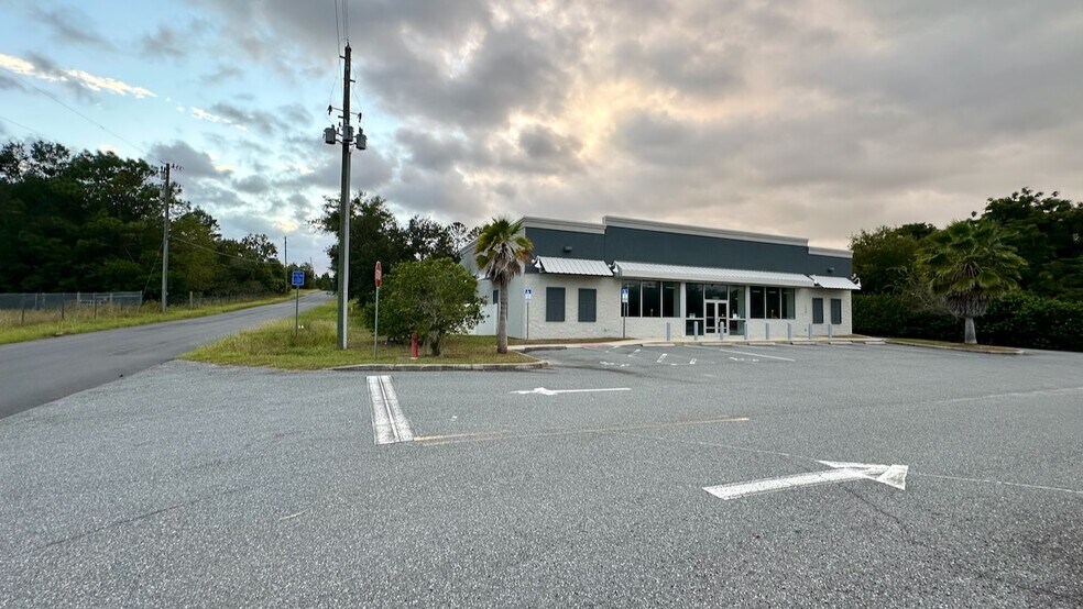 More Photos Of 3365 E Millwood Ln, Hernando Freestanding For Sale