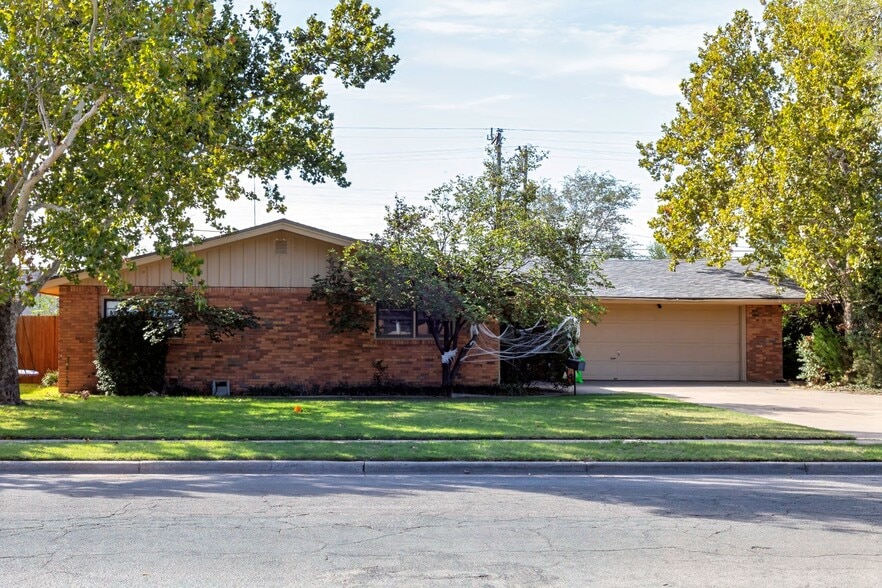 More Photos Of , Lubbock Multifamily For Sale