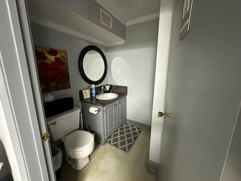 More Photos Of 23525 Eden St, Plaquemine General Retail For Sale