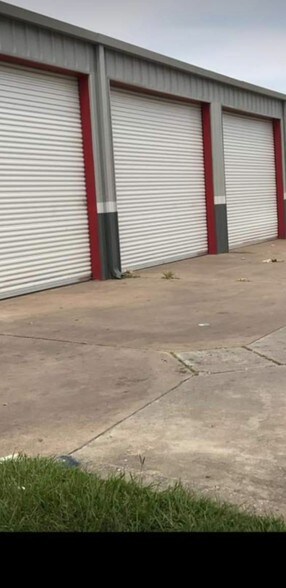 More Photos Of 10105 Old Bammel N Houston Rd, Houston Carwash For Lease