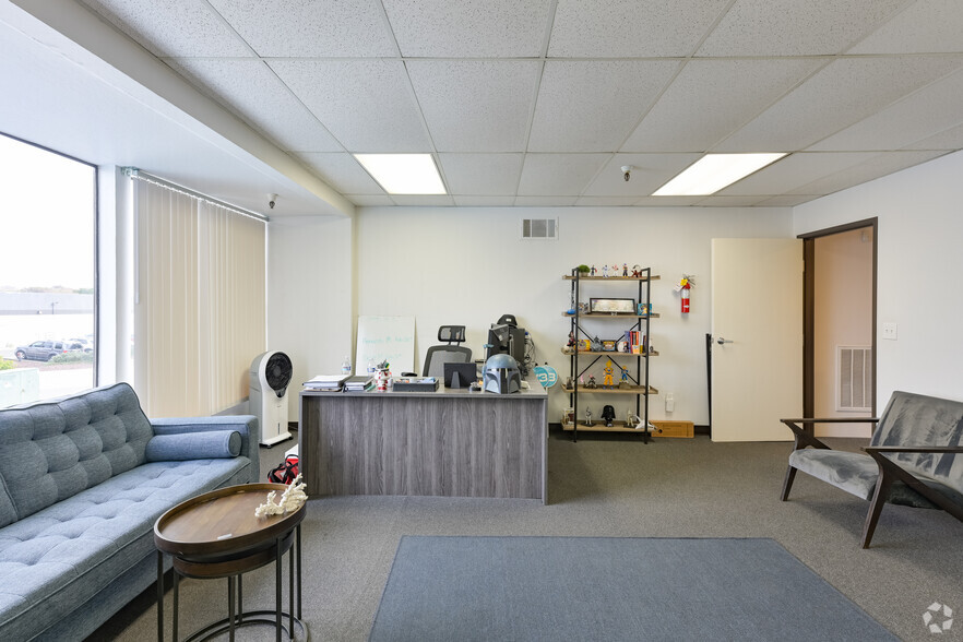 More Photos Of 149 Grobric Ct, Fairfield Warehouse For Lease