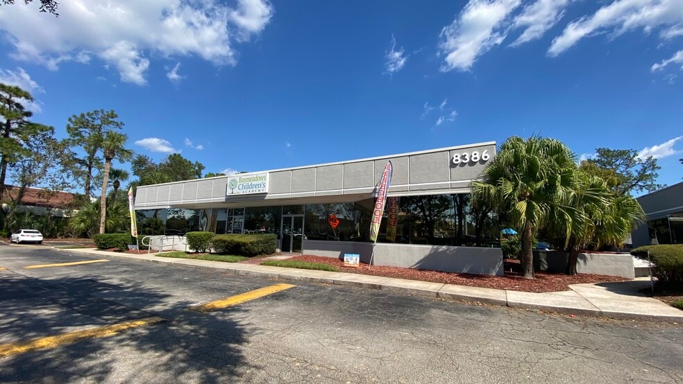 More Photos Of 8380 Baymeadows Rd, Jacksonville Unknown For Lease