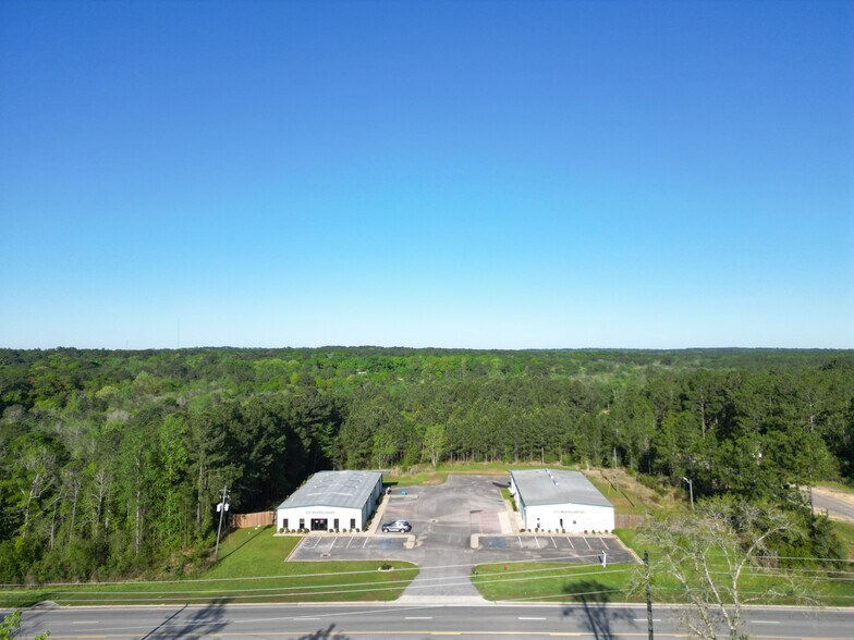 More Photos Of 4525 Schillinger Rd N, Semmes Service For Lease