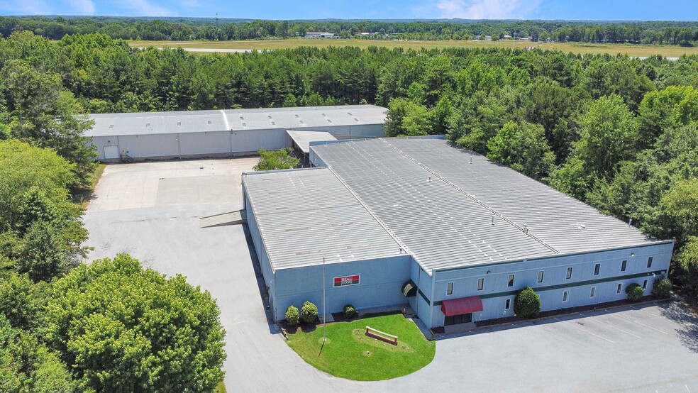 Primary Photo Of 141 Venture Blvd, Spartanburg Industrial For Sale