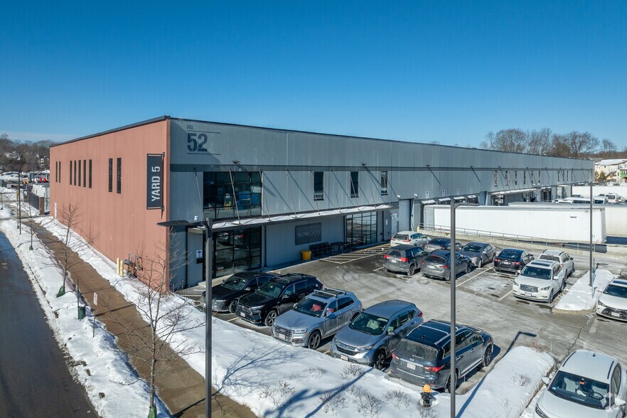 Primary Photo Of 52 Industrial Dr, Hyde Park Unknown For Lease