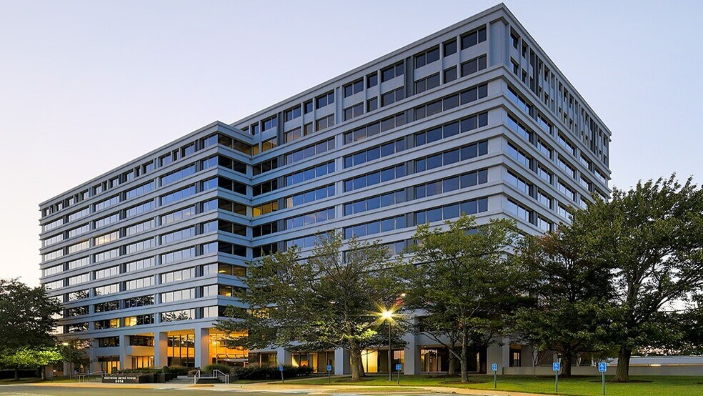 More Photos Of 8614 Westwood Center Dr, Vienna Office For Lease