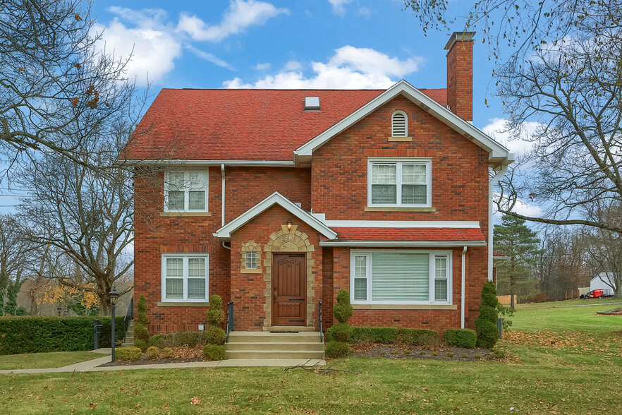 Primary Photo Of 2262 Darlington Rd, Beaver Falls Apartments For Sale