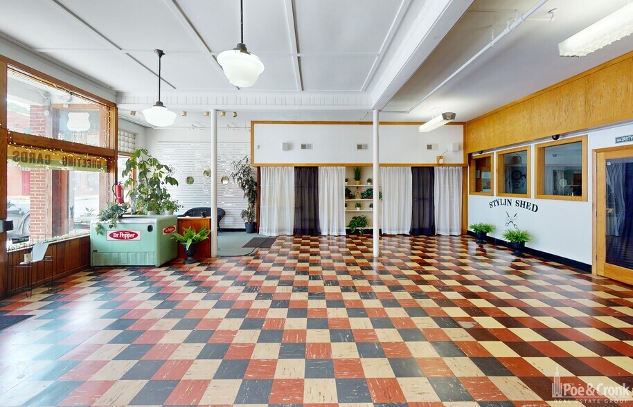 More Photos Of 19771 Main St, Buchanan Storefront Retail Office For Lease