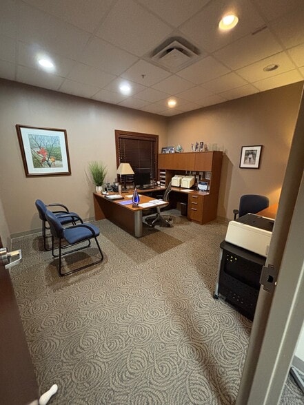 More Photos Of 4401-4491 Far Hills Ave, Dayton Unknown For Lease