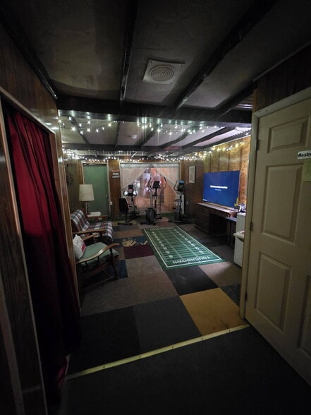 More Photos Of 38 Lehigh Rd, Gouldsboro Hotel For Sale