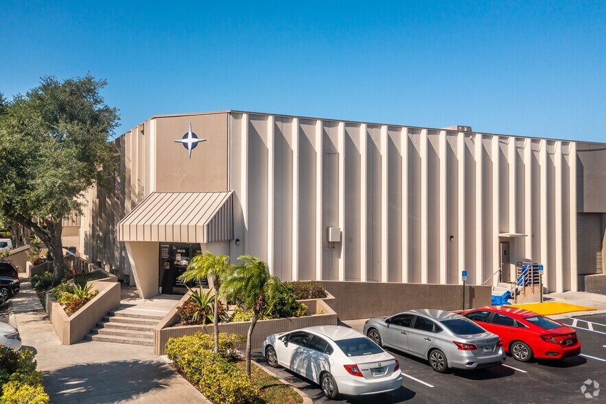 Primary Photo Of 2100-2290 SW 71st Ter, Davie Warehouse For Lease