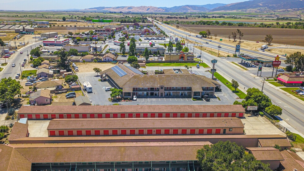 More Photos Of 1145 Front St, Soledad Self Storage For Sale