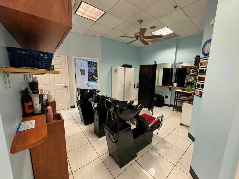 More Photos Of 1227-1239 N Gulfstream Ave, Sarasota Apartments For Lease