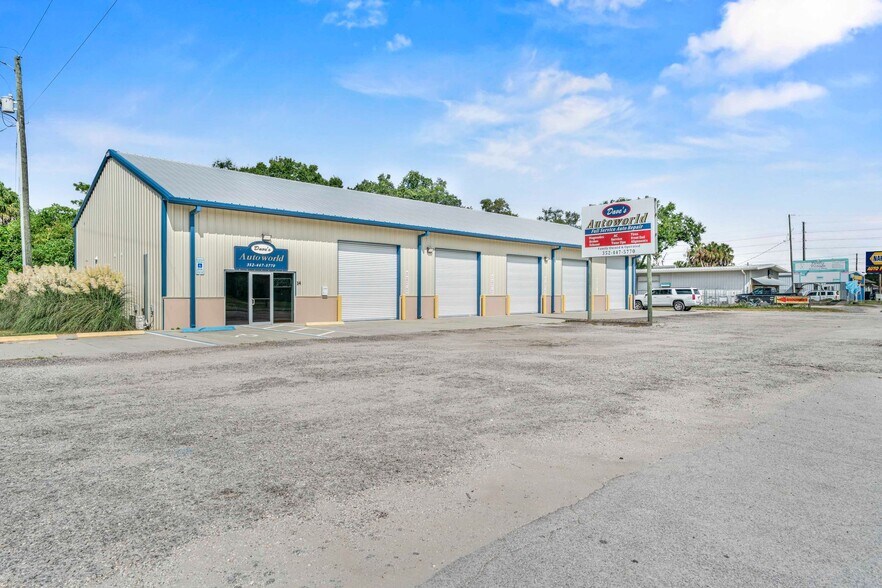 Primary Photo Of 14 Highway 19 N, Inglis Auto Repair For Sale