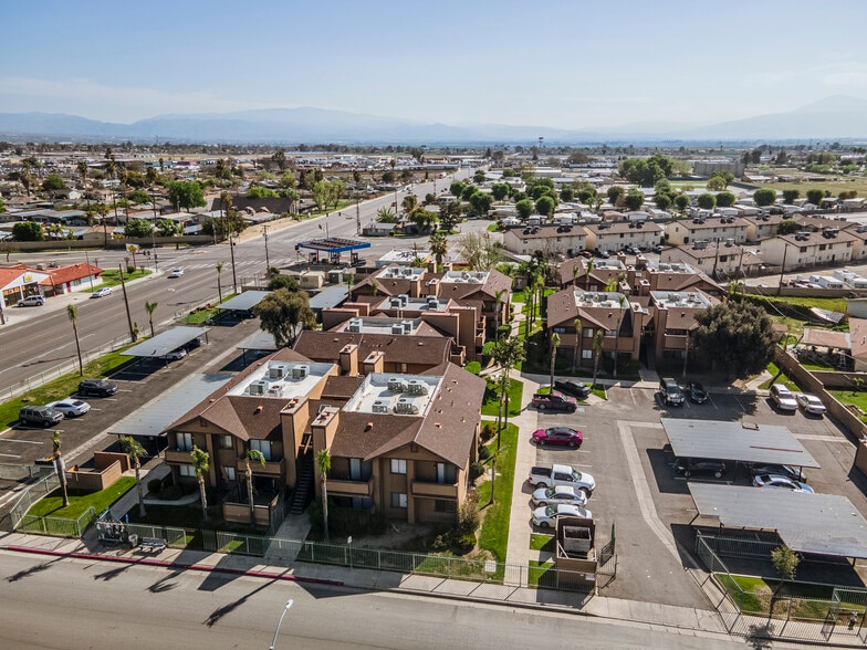 More Photos Of 701 Planz Rd, Bakersfield Apartments For Sale