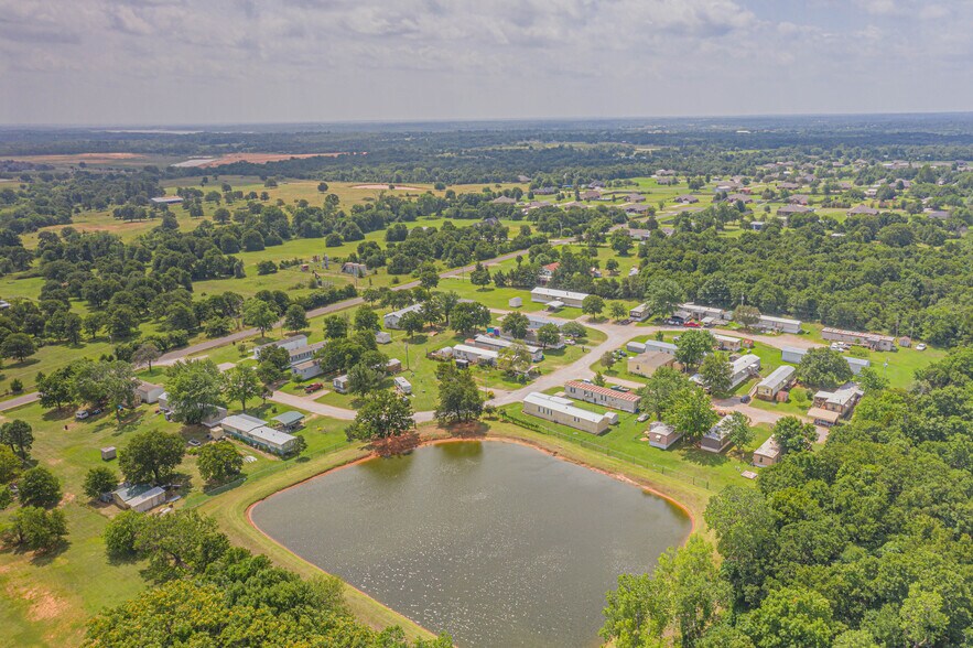 More Photos Of 3601 Granddaughter Ln, Harrah Manufactured Housing Mobile Home Park For Sale