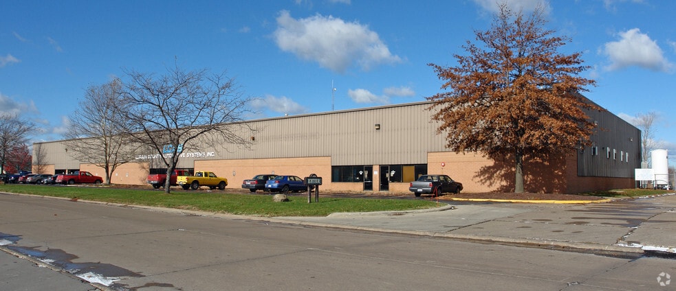 More Photos Of 7470 Industrial Parkway Dr, Lorain Manufacturing For Sale