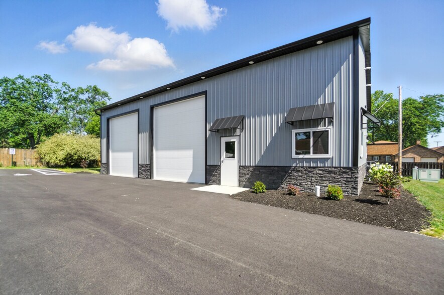 Primary Photo Of 126 Lotze St, Findlay Flex For Sale